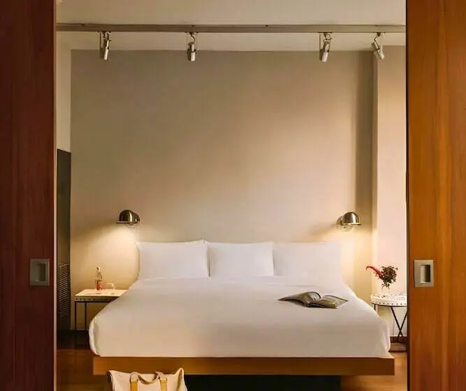Suite with Terrace, Chambers Powered By Sonder