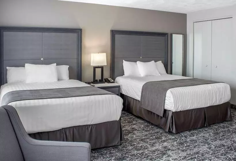 اتاق استاندارد با 2 تخت دوبل, Chateau Moncton Trademark Collection By Wyndham