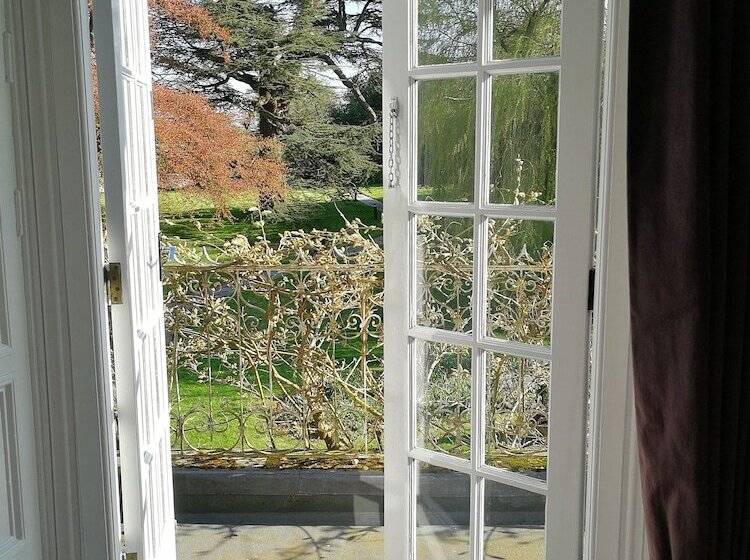 غرفة تنفيذية, Chiseldon House