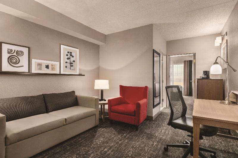 Suíte Cama King, Hampton Inn & Suites Newark Airport Elizabeth