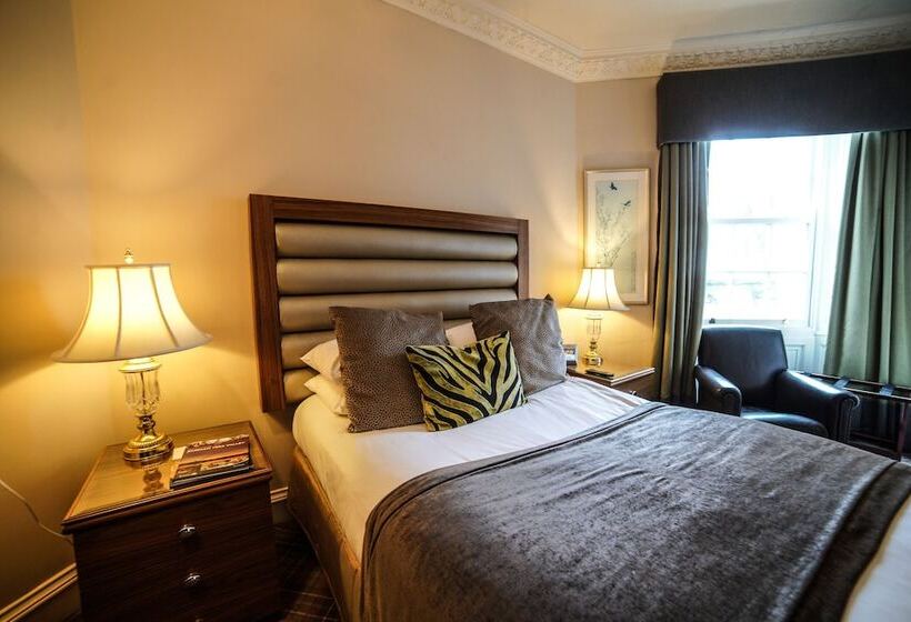 Номер Стандарт, Hardwick Hall