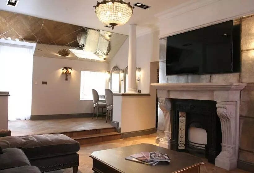 Suite 3 Dormitoris, Hardwick Hall