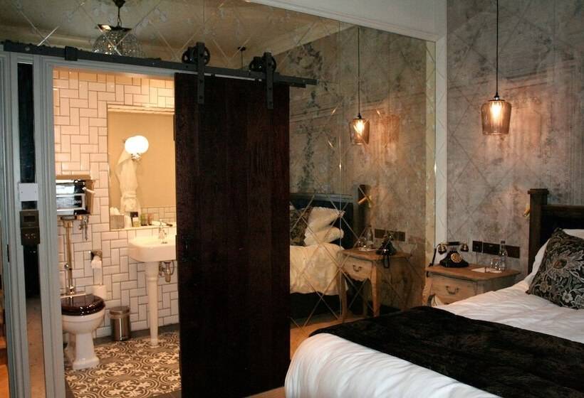 Люкс 3 Спальни, Hardwick Hall