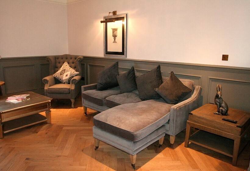 Люкс 3 Спальни, Hardwick Hall