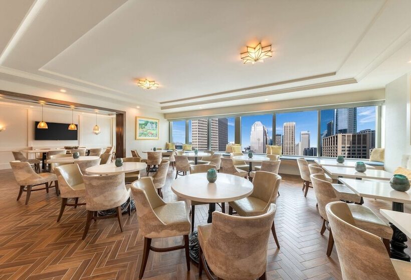 غرفة كلوب, Hyatt Regency Calgary