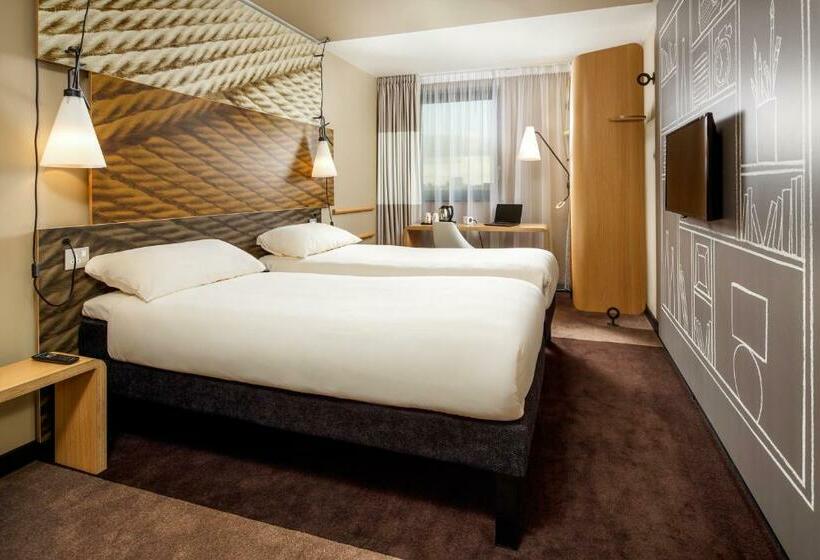 Номер Стандарт, Ibis London Excel Docklands