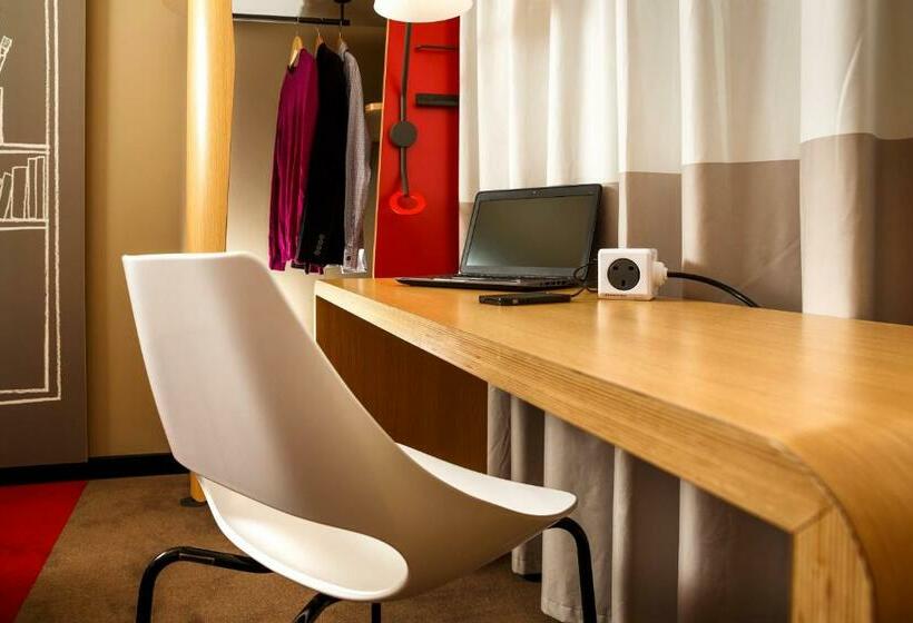 Номер Стандарт, Ibis London Excel Docklands