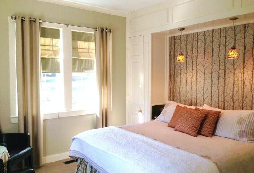 إستوديو قياسى سرير كينج, Kingsbrae Arms Inn