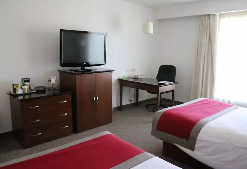 2ダブルベッドのスタンダードルーム, Radisson Poliforum Plaza Hotel Leon