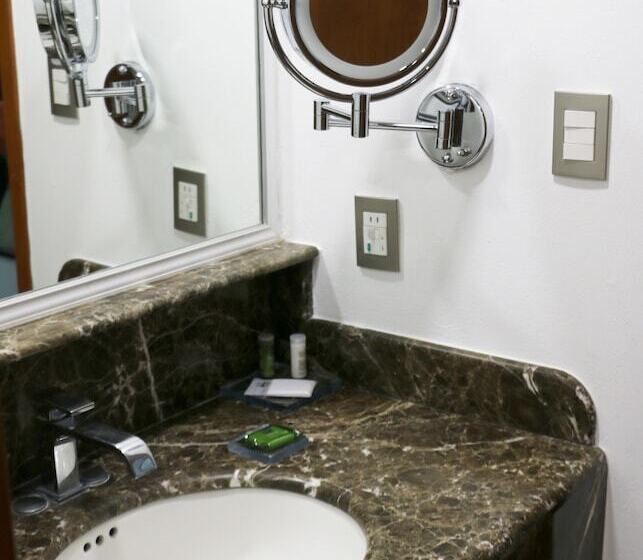 اتاق پرمیوم, Radisson Poliforum Plaza Hotel Leon