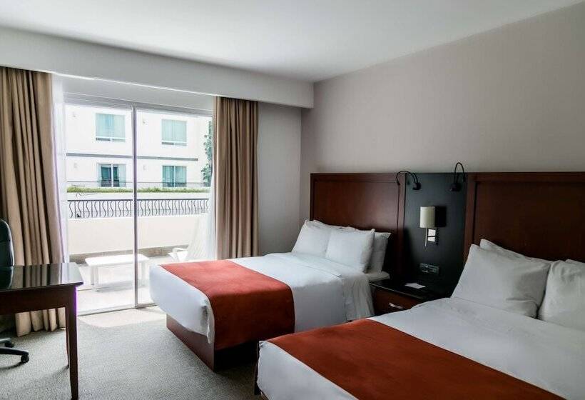 اتاق پرمیوم, Radisson Poliforum Plaza Hotel Leon