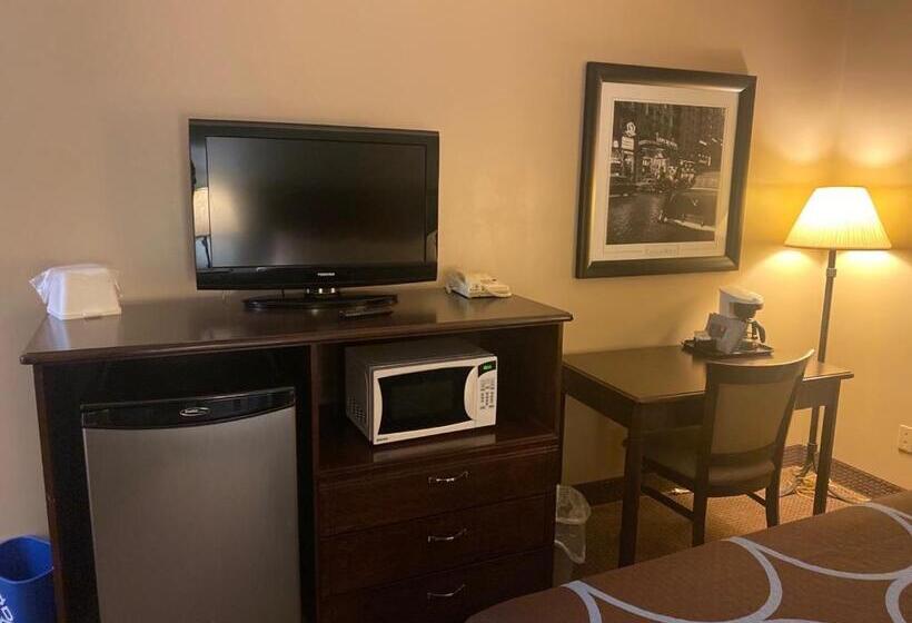 身障者適用キングサイズベッドルーム, Super 8 By Wyndham Edmonton South