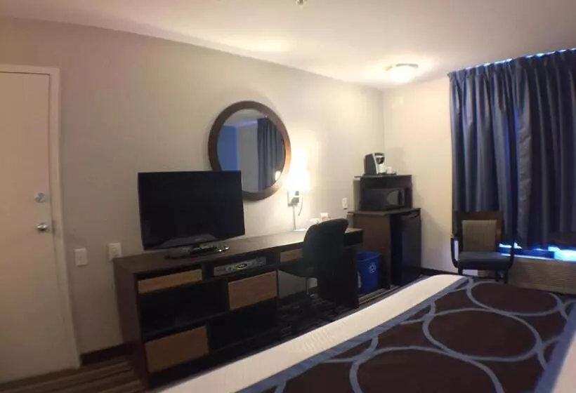 身障者適用キングサイズベッドルーム, Super 8 By Wyndham Fort Frances