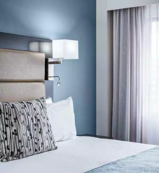 キングサイズベッドのエクゼクティブ, Ottawa Embassy Hotel & Suites
