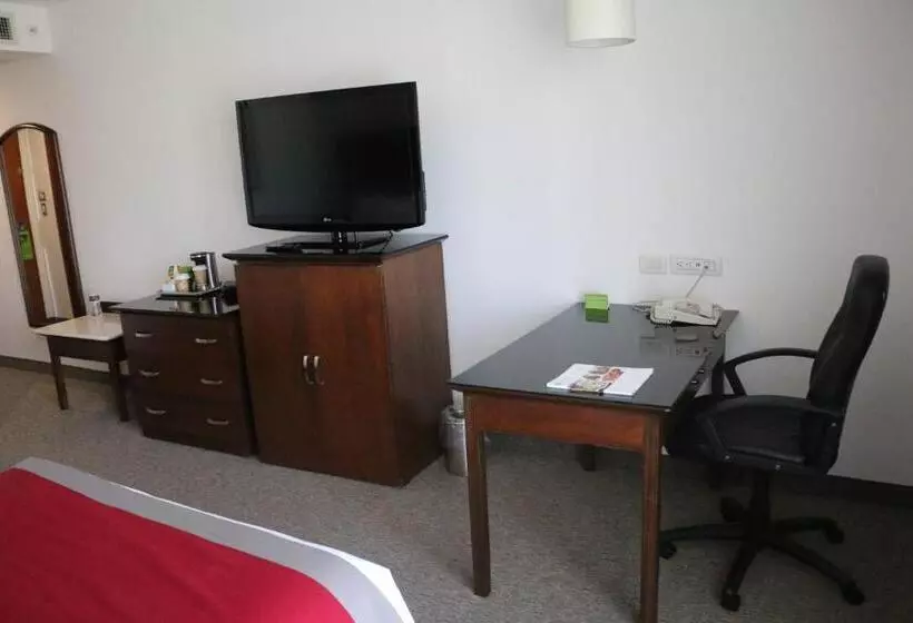 2ダブルベッドのスタンダードルーム, Radisson Poliforum Plaza Hotel Leon