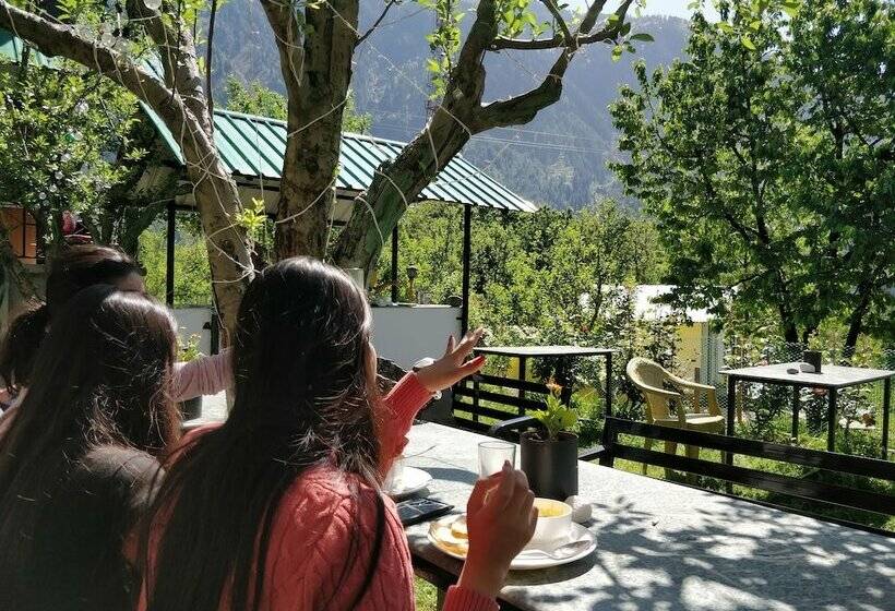 スーペリアーシェアルームのワンベッド, Madpackers Manali