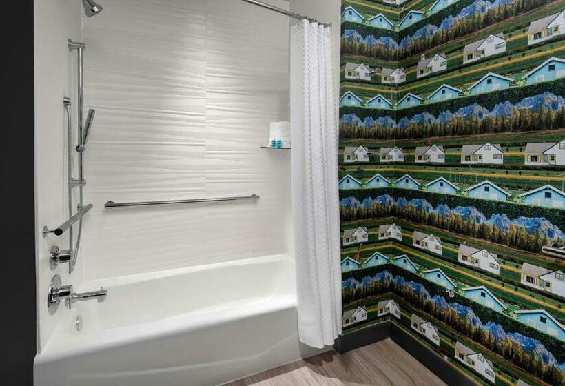 غرفة قياسية سرير كينج, Aloft Houston Shenandoah   The Woodlands