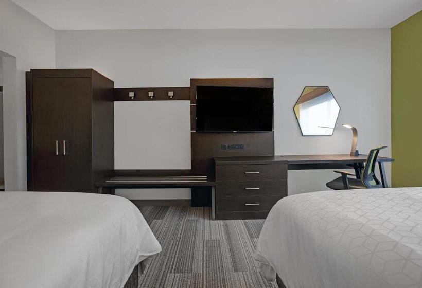 스위트, Holiday Inn Express Milwaukee Downtown, An Ihg