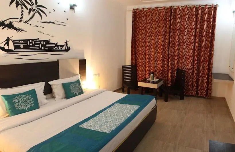 デラックスルーム, Vatika   The Riverside Resort