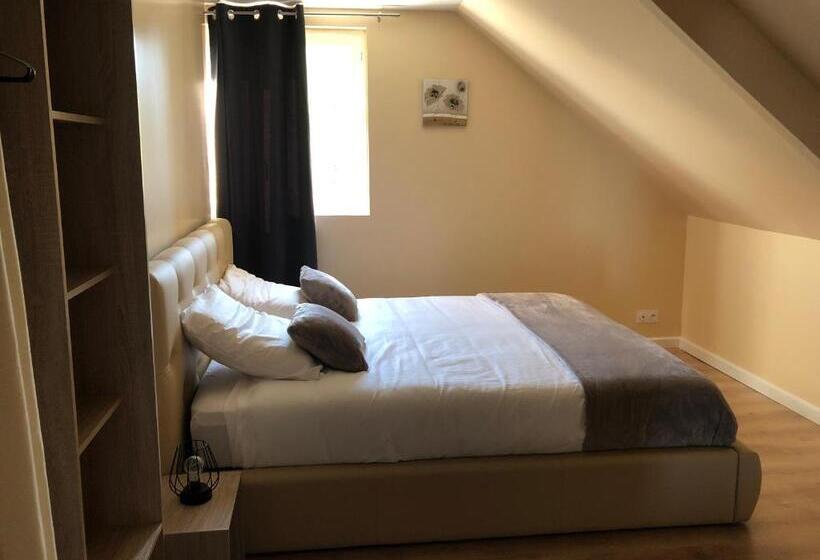 스탠다드 룸 킹사이즈 침대, Le Nid Du Franc