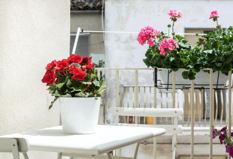 带大床的标准间, Aura  Guest House Iblea