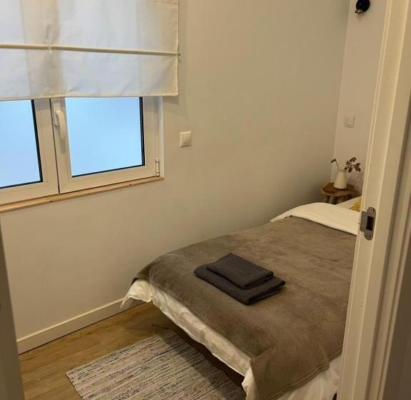 اتاق استاندارد یک نفره, Hola Hostel Alicante