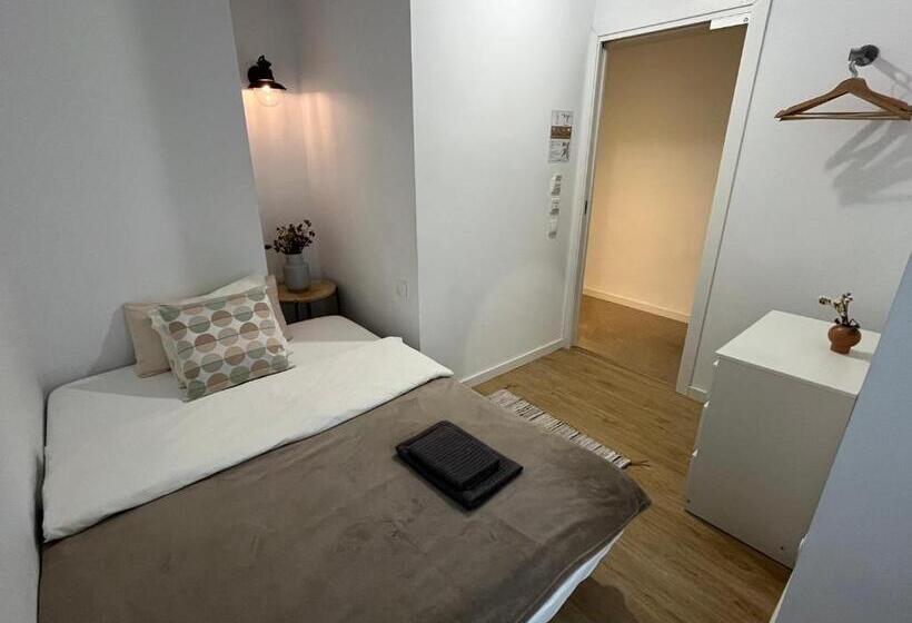 스탠다드 싱글 룸 공동욕실, Hola Hostel Alicante