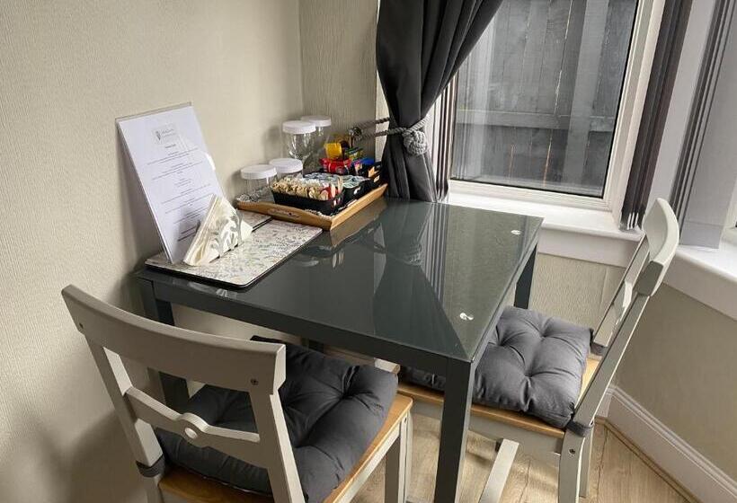 غرفة قياسية, Peacock Guest House