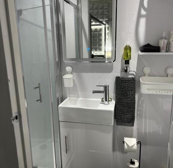 غرفة ديلوكس سرير كينج, Peacock Guest House