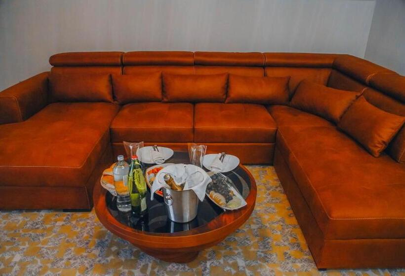 سوئیت پرزیدنت, S Club Resort Hotel Aqua Park And Spa