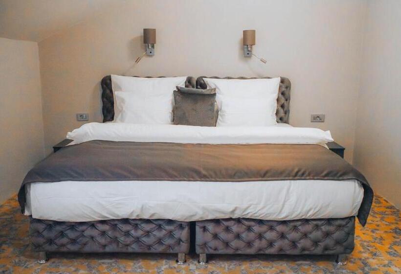 سوئیت پرزیدنت, S Club Resort Hotel Aqua Park And Spa