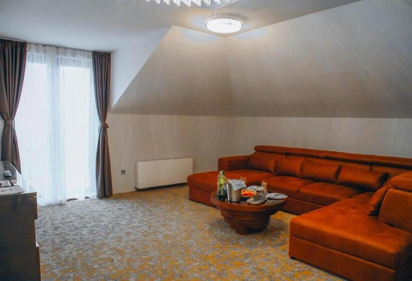 سوئیت پرزیدنت, S Club Resort Hotel Aqua Park And Spa