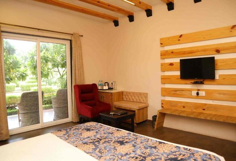 高级大房间, Desi Thath Resort