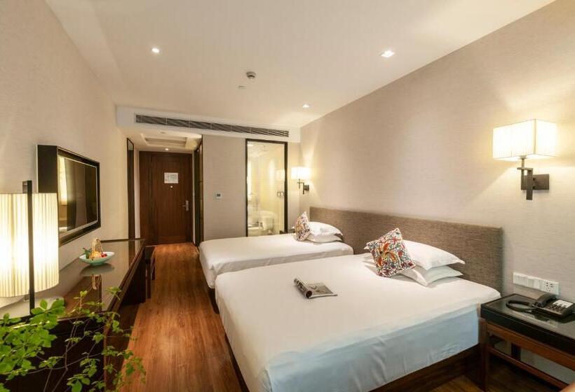 패밀리 룸, Ssaw Boutique Shanghai South Xuhui Riyueguang