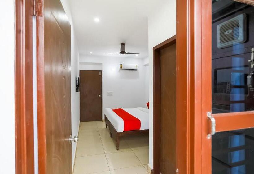 Habitació Triple Clàssica, Oyo Flagship 74770 Coco Tree