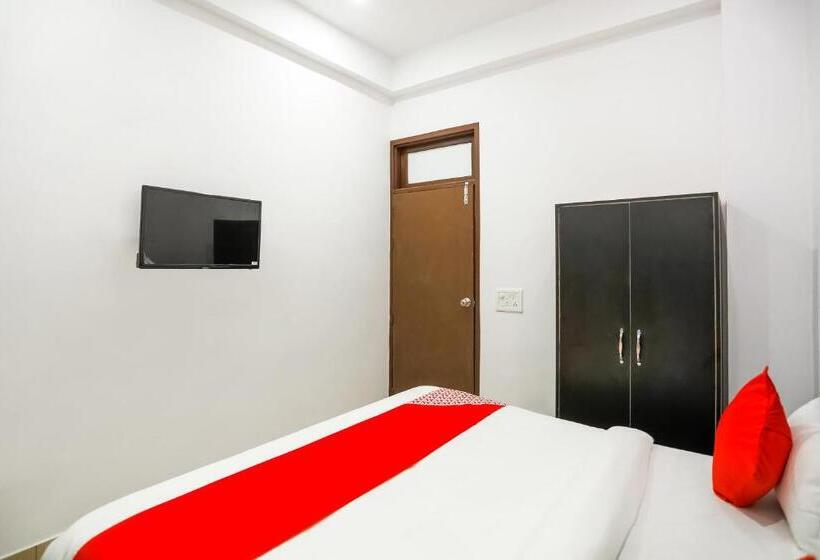 Habitació Triple Clàssica, Oyo Flagship 74770 Coco Tree