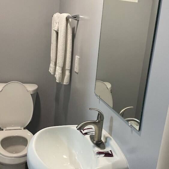 标准间, La Perla Motel