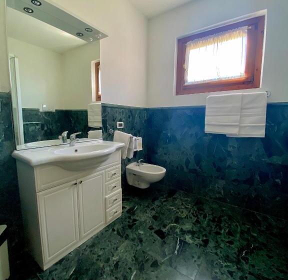 Номер Стандарт Вид на Озеро, Camere Al Veliero