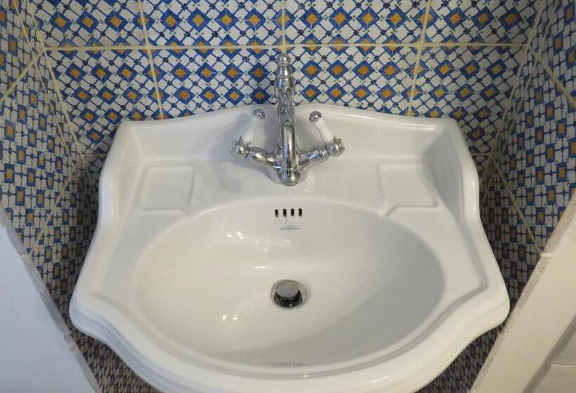 デラックスルーム, Borgo Santuri