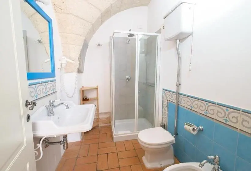 Classic Kolmen Hengen Huone, Borgo Santuri