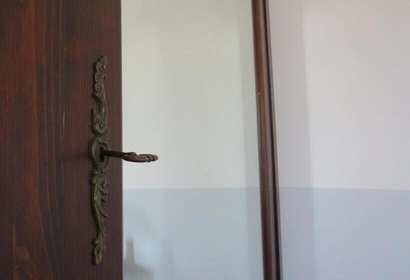 Quarto Superior, Borgo Santuri