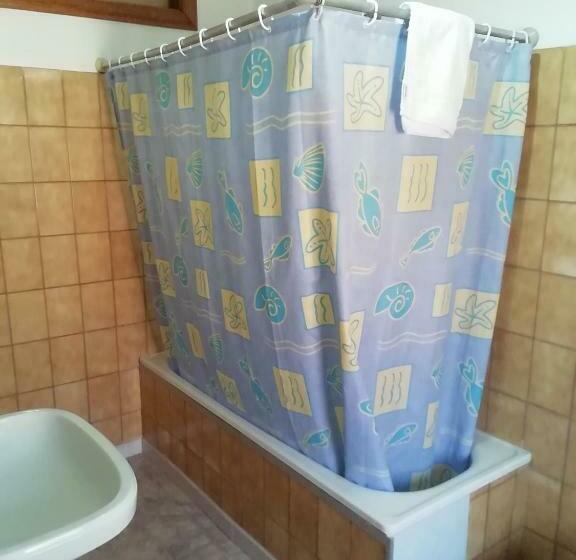 スタンダードシングルルーム, La Carina