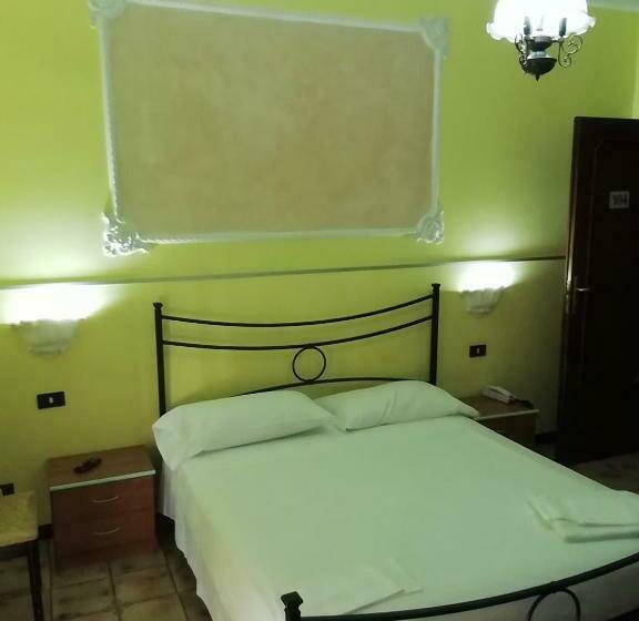 スタンダードルーム, La Carina