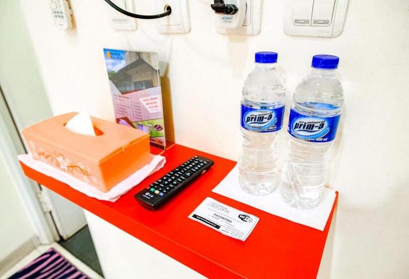 高级大房间, Pondok Malabar Mitra Reddoorz