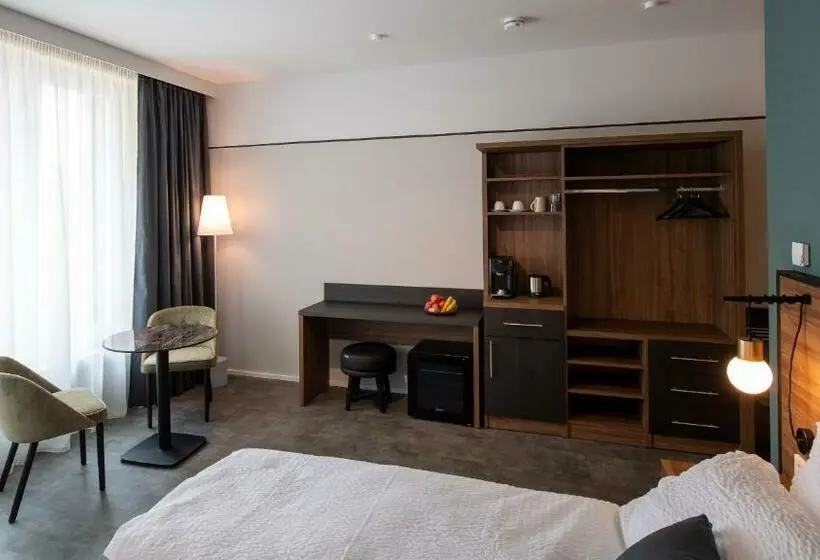 デラックスルーム, Metropol Apartments & Suites