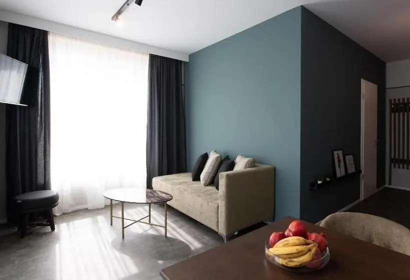 リバービュースイート, Metropol Apartments & Suites