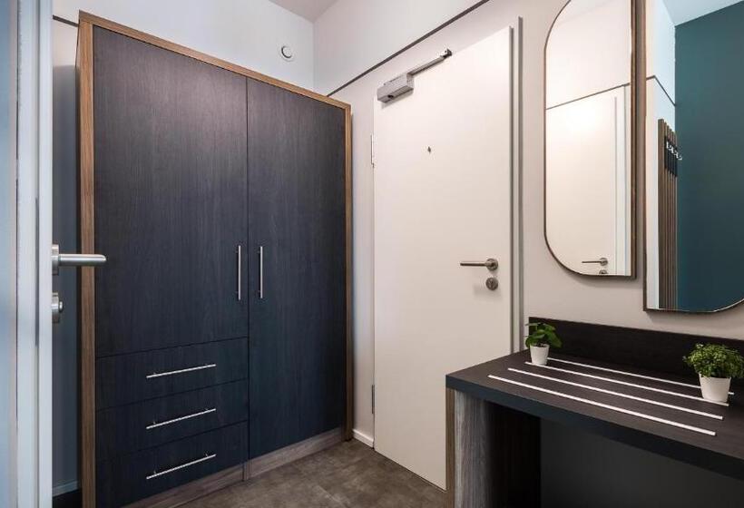 Люкс Вид на Реку, Metropol Apartments & Suites