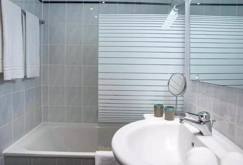 اتاق لوکس, Achat Hotel Frankfurt Maintal