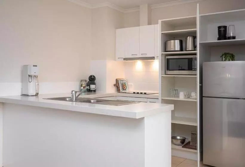 エクゼクティブアパートメントの３ベッドルーム, Aligned Corporate Residences Kew