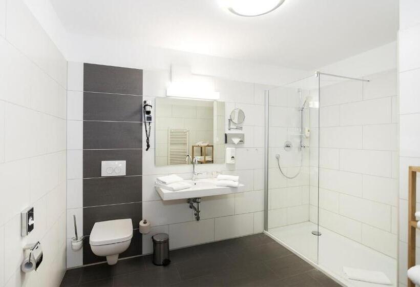 スーペリアールーム, Am See